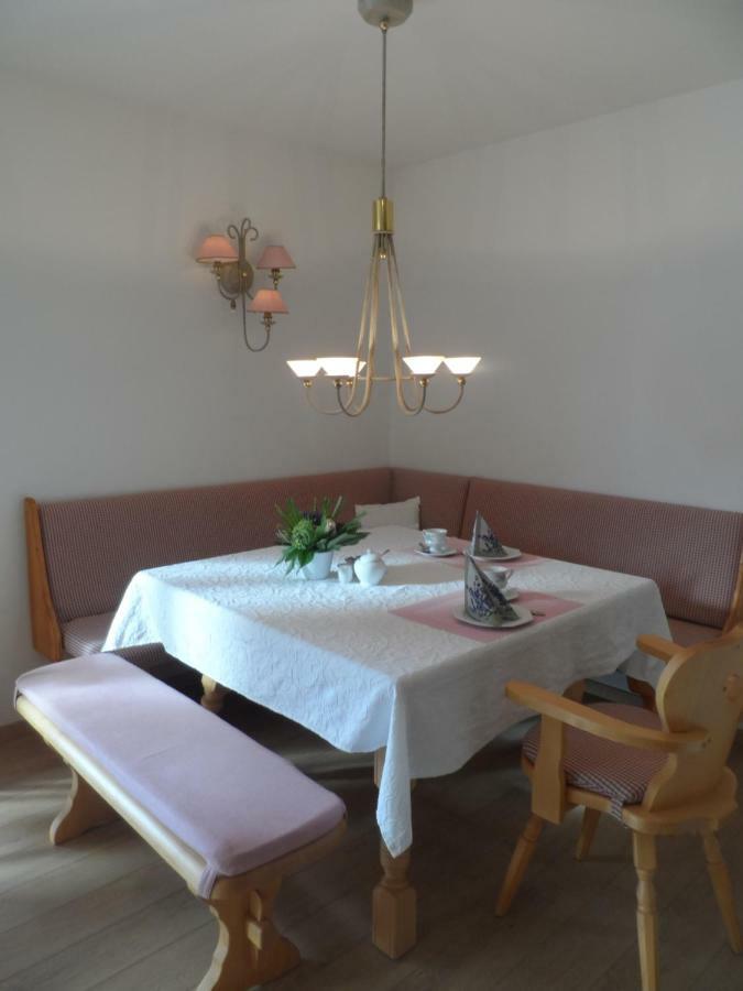 Pension Am Kirschgarten ゲスヴァインシュタイン エクステリア 写真