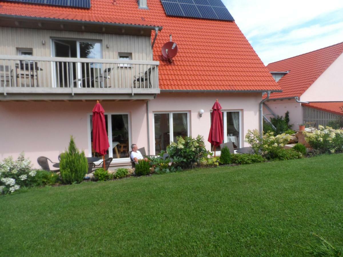 Pension Am Kirschgarten ゲスヴァインシュタイン エクステリア 写真